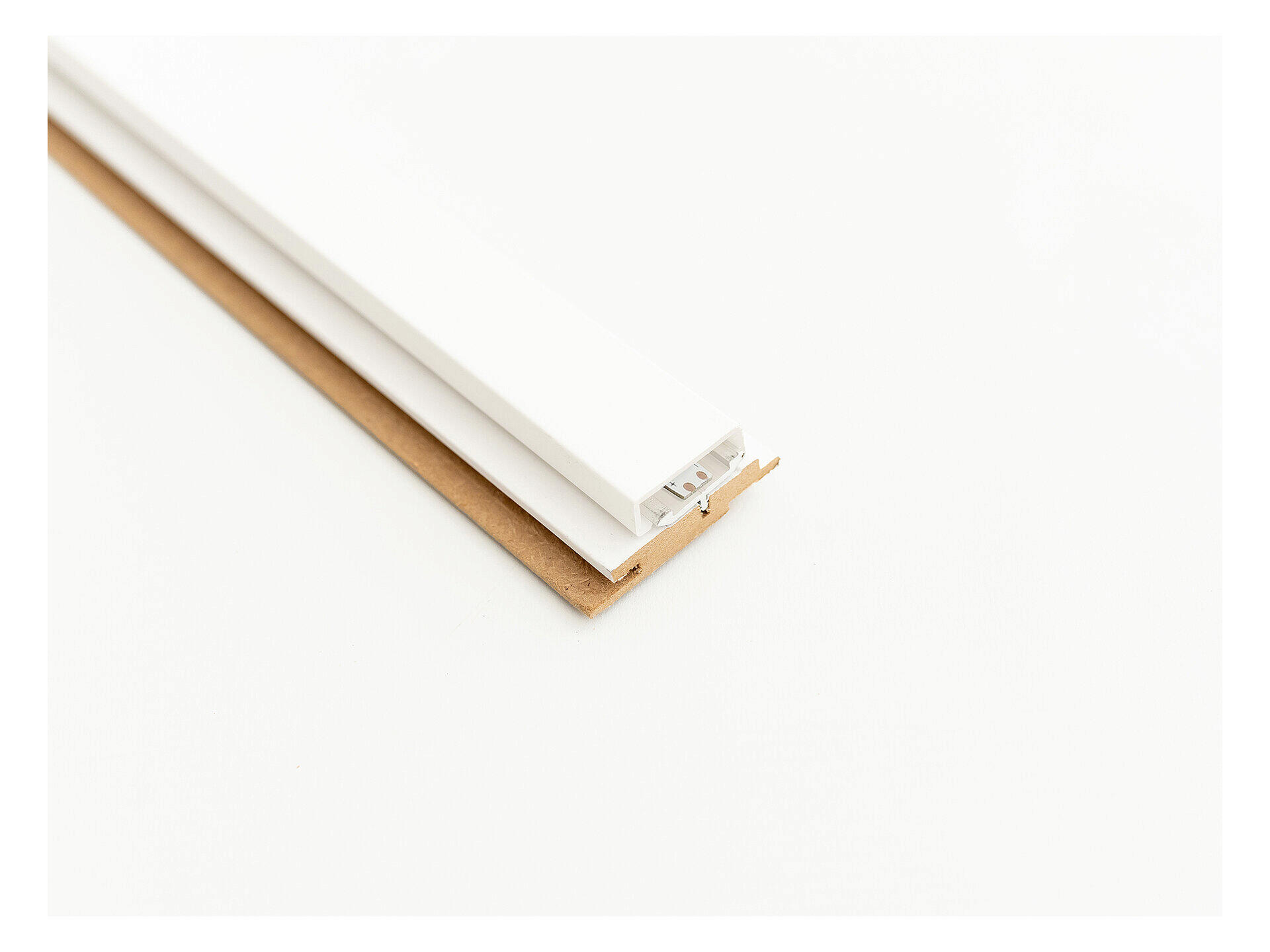 Maestro Latt onderprofiel 2x5,4x277 cm wit + LED profiel PVC wit